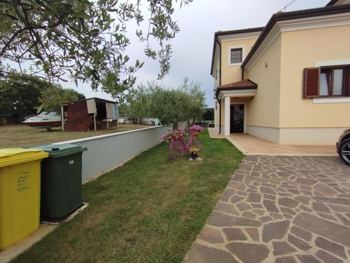 Apartmani Berber Babici Exterior foto